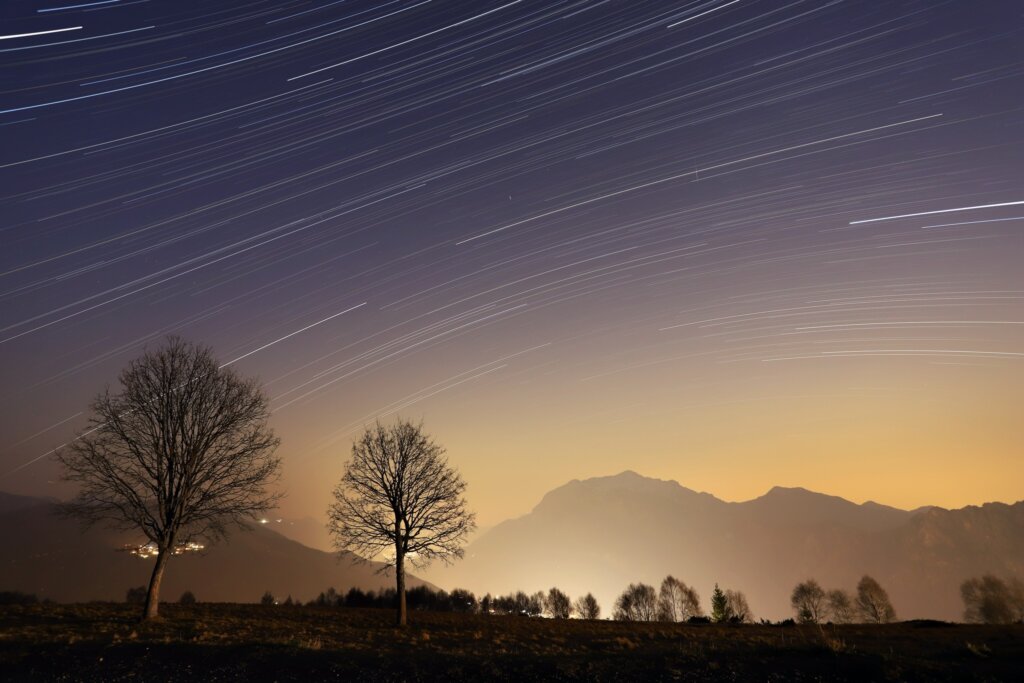 Rotazione stellare, ripresa il 26/03/2022 dall'Alpe Giumello, Casargo (LC). Foto: Davide Trezzi.